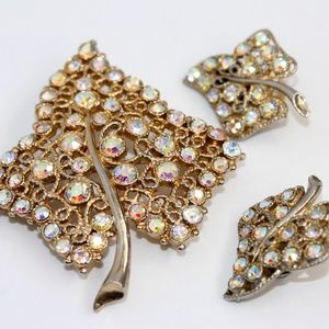 Vintage Rhinestone leaf Brooch & clip-on earrings 3 piece set Aurora bor…